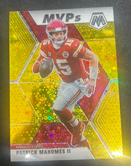 2020 Panini Mosaic Patrick Mahomes No Huddle Gold